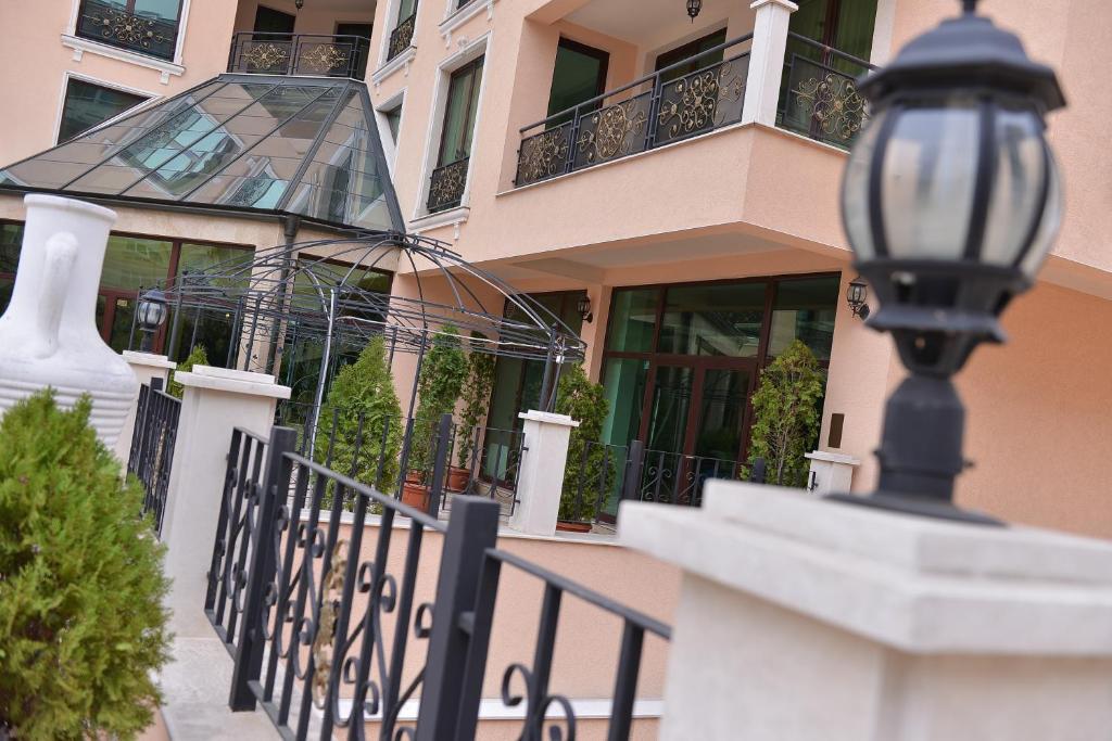 Anastasia Boutique Aparthotel Sofia Exterior foto